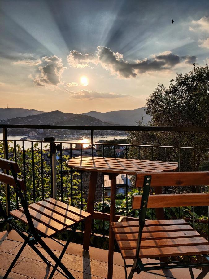 Tra Sole & Mare Apartman Zoagli Kültér fotó